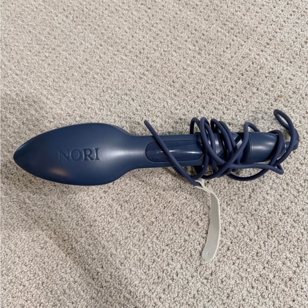 Nori Blue Handheld Steamer
